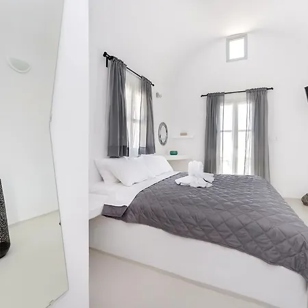 Anthelea Santorini 3* Pýrgos