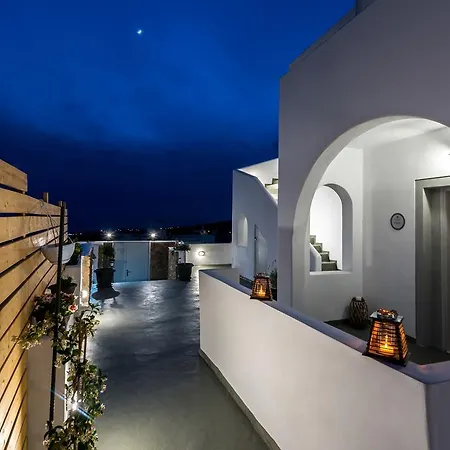 Anthelea Santorini Bed & Breakfast