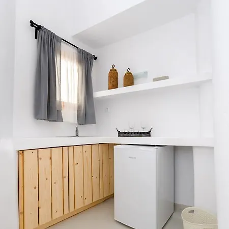 Anthelea Santorini 3*